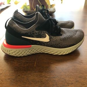 Size 7 Nike Epic Reacts